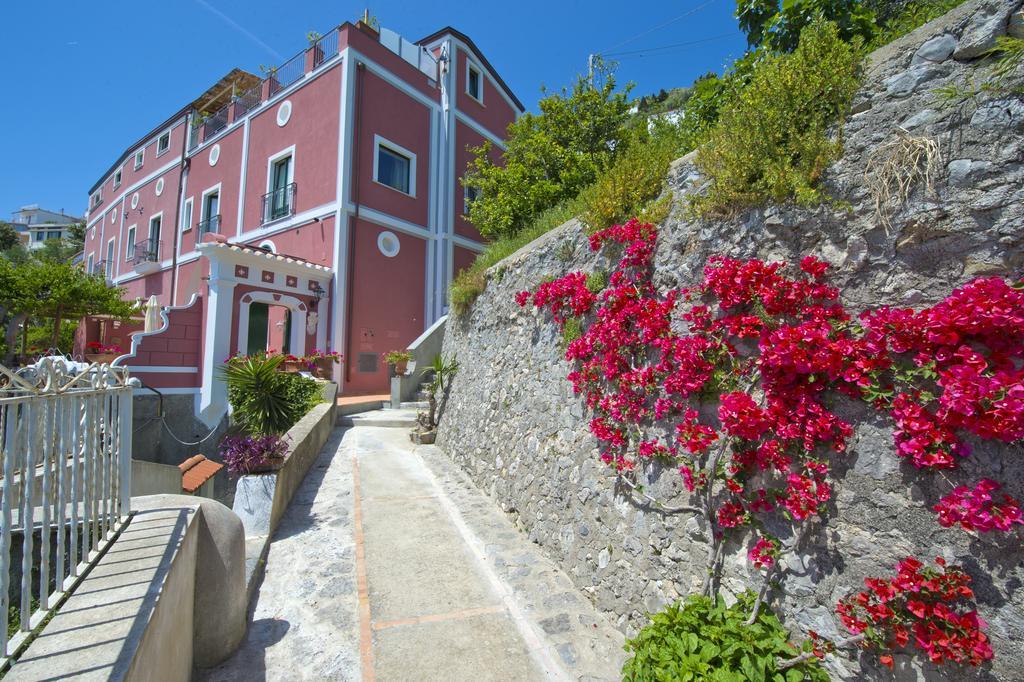Palazzo Rocco Villa Sunshining In Love Praiano Kültér fotó