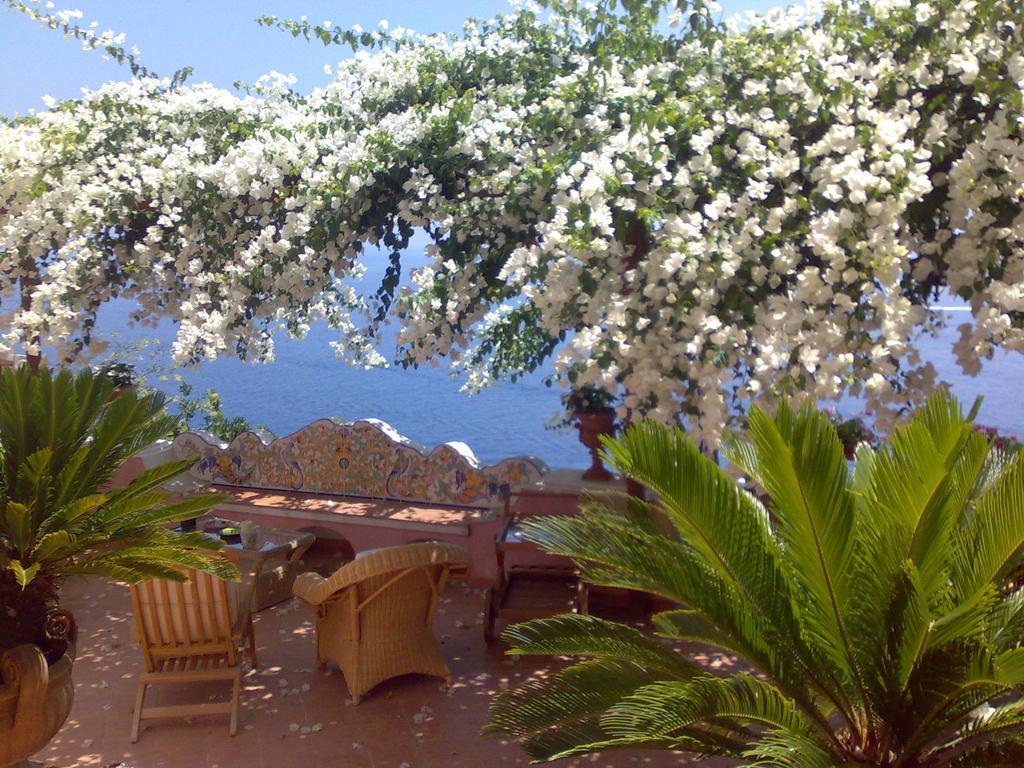 Palazzo Rocco Villa Sunshining In Love Praiano Kültér fotó